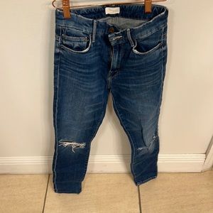 Woman's ripped Mother jeans size 24